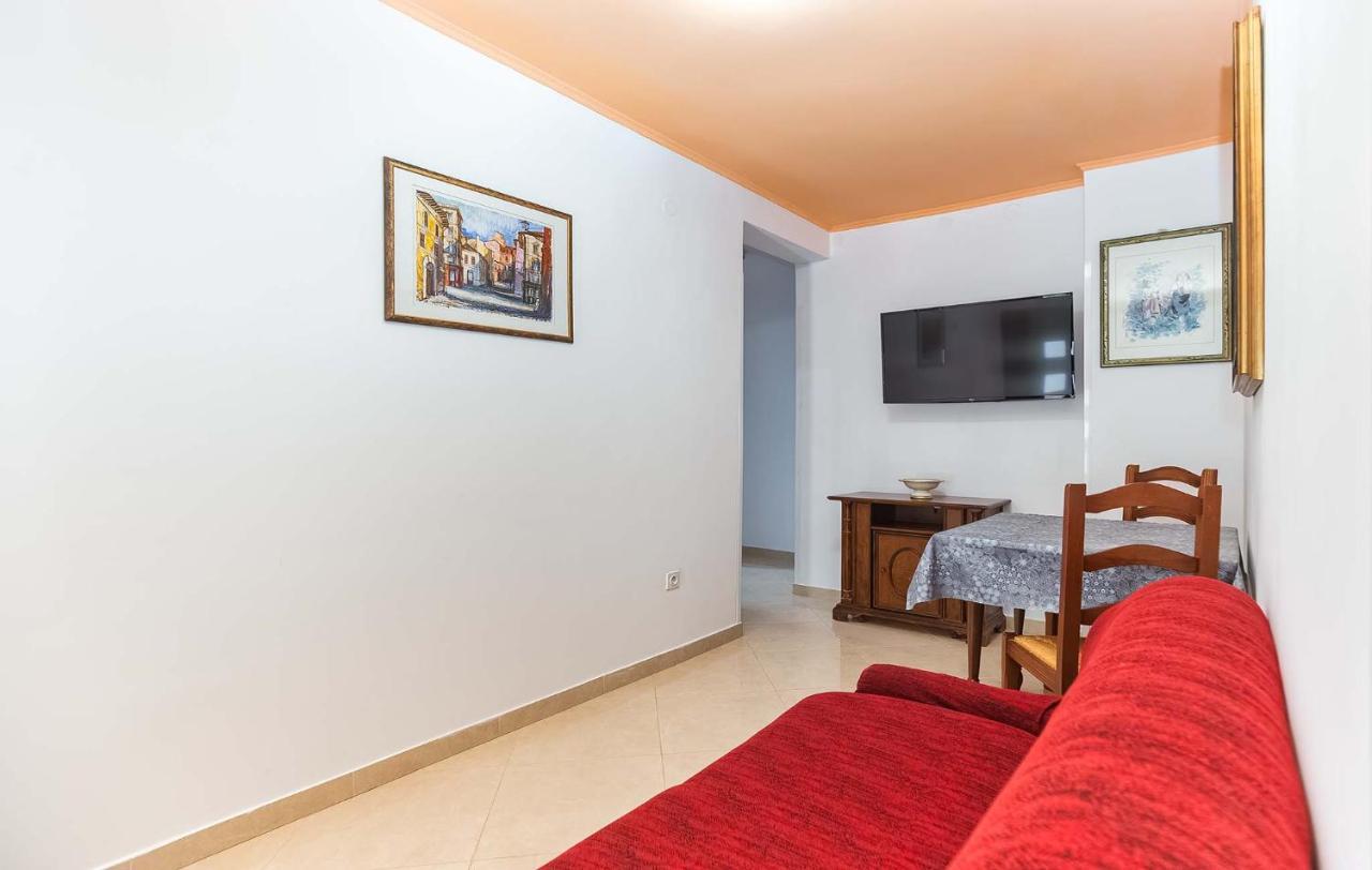 Rino Apartment *